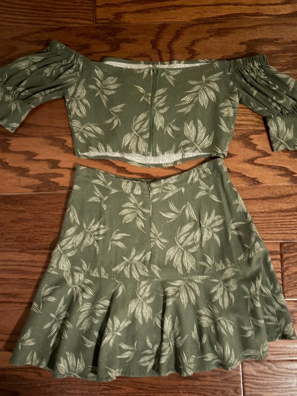 Le Lis Olive Green Floral Mini Skirt - Flared Hem & Off Shoulder Crop Top